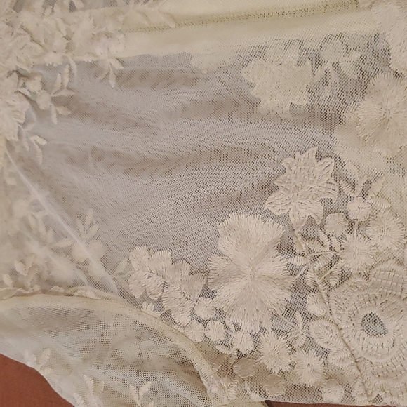 Shirt - Picture 4 of 4